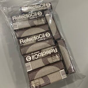 SPECIAL ORDER:

24 pcs Natural Brown #3  Eyelash & Eyebrow tint